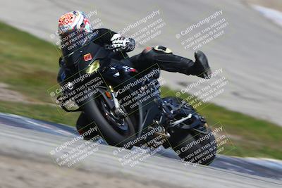 media/Mar-22-2025-TrackDaz (Sat) [[0456df0c41]]/Group B/Session 3 (Outside Grapevine)/